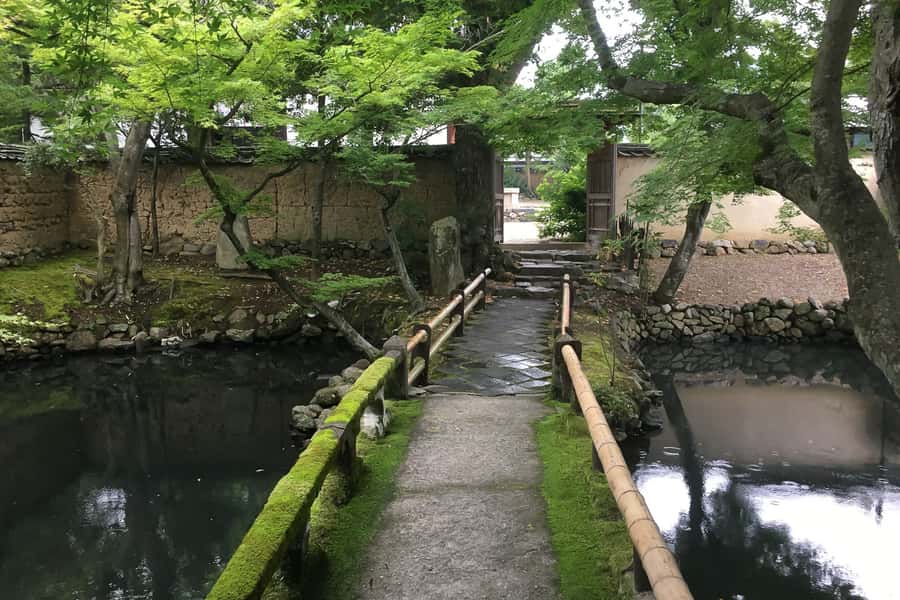 Nara: Half-Day UNESCO Heritage & Local Culture Walking Tour - Naramachi and a traditional merchant’s house