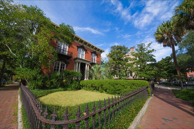 Narrated Historic Savannah Sightseeing Trolley Tour - Reynolds Square, the Pirates’ House, and old Savannah stories