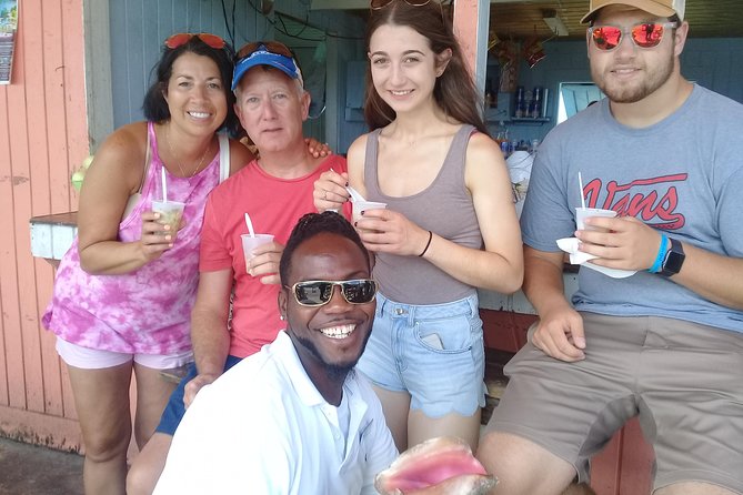 Nassau Food and History Bus Tour - Queen’s Staircase and Nassau’s historic side