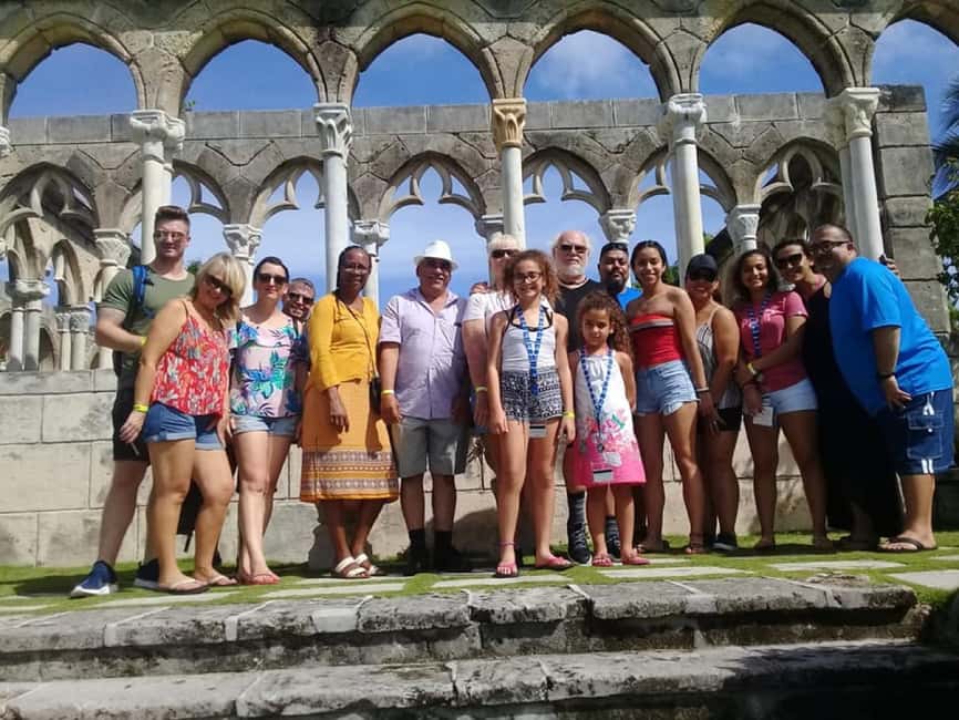 Nassau: Historical Sightseeing Guided Half-Day Tour - Climbing the 65 steps of Queen’s Staircase