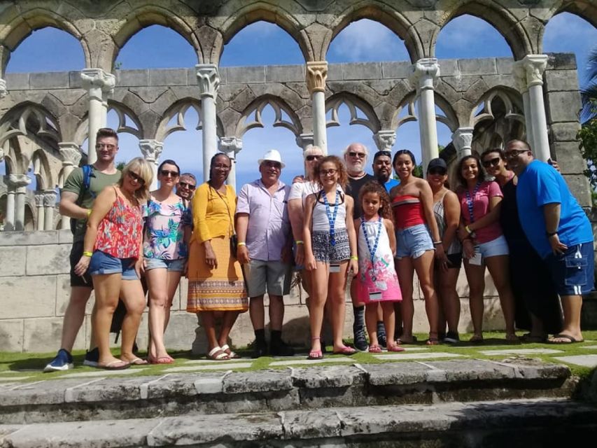Nassau: Historical Sightseeing Guided Half-Day Tour - The guides make the largest difference