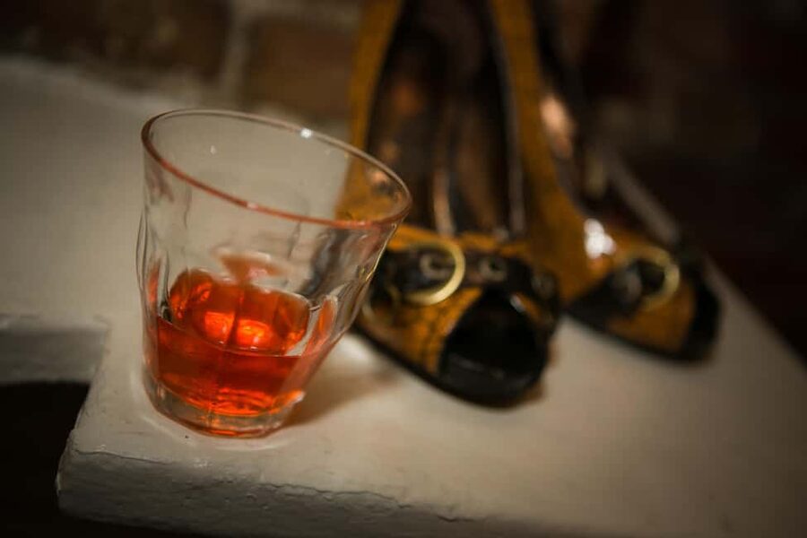 New Orleans: Early Evening Cocktail History Tour - Who should book this evening?