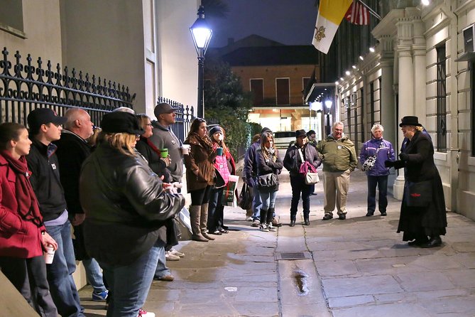 New Orleans Haunted History Ghost Tour - Haunted bars bring the stories indoors