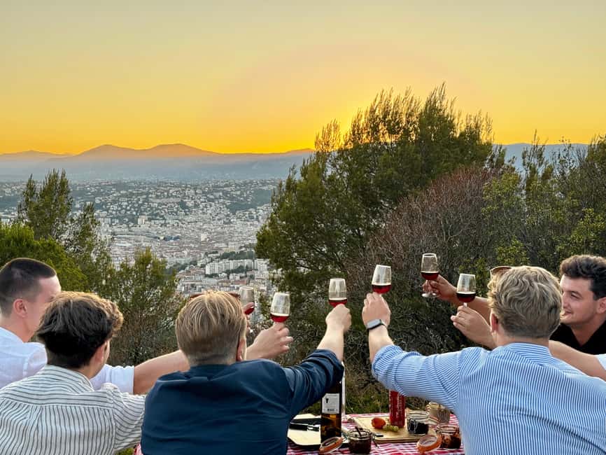 Nice: Sunset & Wine Tasting in a historic Land Rover - A short stop in Villefranche-sur-Mer