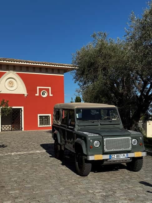 Nice : Wine Tasting at a Historic Château in a Land Rover ! - How the six-wine tasting works
