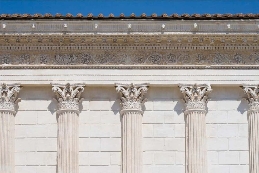 Nîmes - Spend a day like an ancient Roman - Finishing at the Arènes de Nîmes