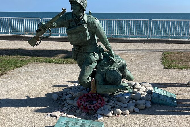 Normandy: Private tour D-Day landing beaches American sector - Pointe du Hoc: cliffs, craters, and a shorter visit