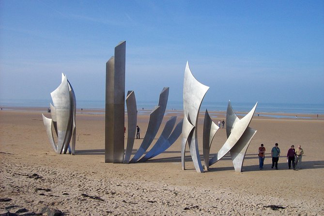 Normandy - Utah, Omaha & U.S. D-Day Sites Full Day Tour From Bayeux - Sainte-Mère-Église and the airborne landings
