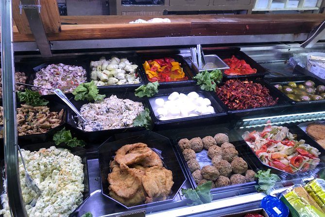 North Beach & Little Italy Walking Tour: Food, History & Flavor - Arancini, focaccia, and pizza make the final stretch substantial