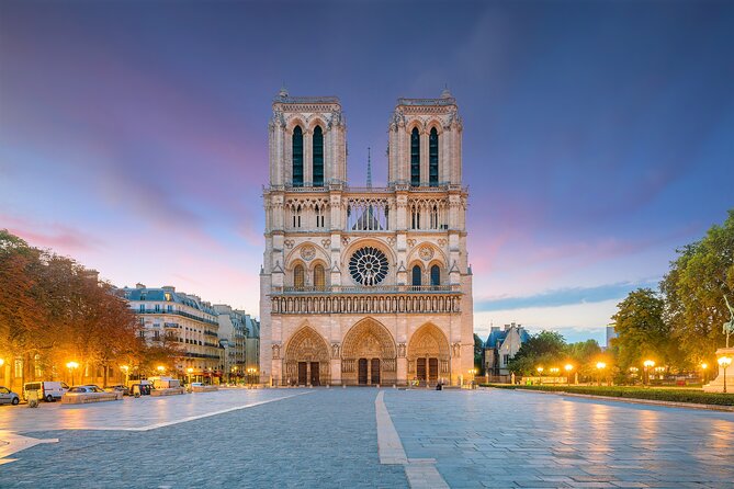 Notre Dame Cathedral: Exterior Guided Tour & Unscheduled Access - What Can Go Wrong