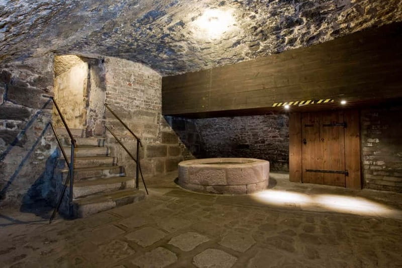 Nuremberg: Medieval Dungeons Guided Tour - Starting at the Old City Hall