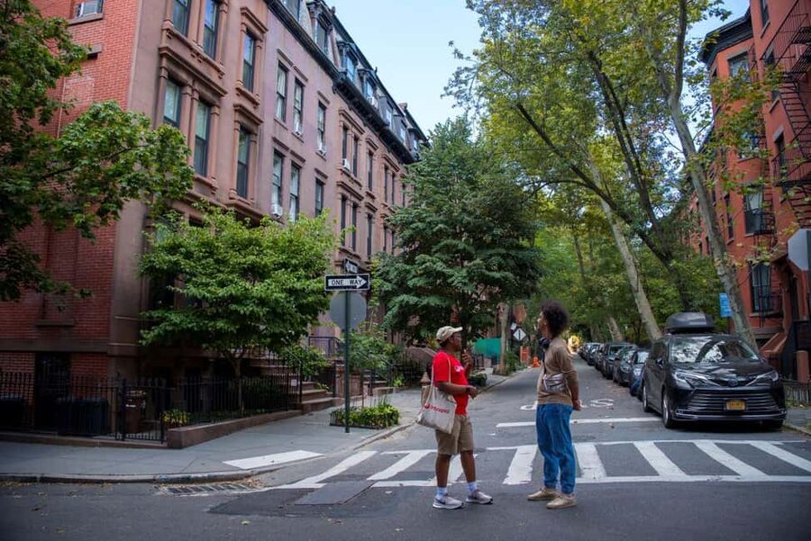 NYC: Brownstone Brooklyn History, Culture and Food Tour - What the $76 price includes