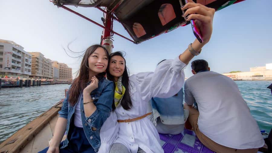 Old Dubai Heritage Tour: Souks, Mosques & more hidden gems! - Hotel Pickup and the Morning Start