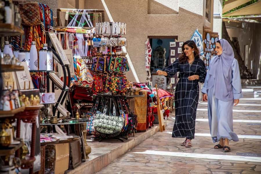 Old Dubai Heritage Tour: Souks, Mosques & more hidden gems! - Gold Souk: A Market Visit With Limited Time