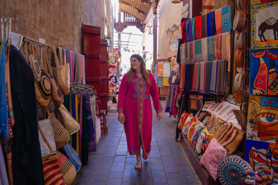 Old Dubai Historic Guided Tour: Creek, Street Food & Souks - Key points to know before you book