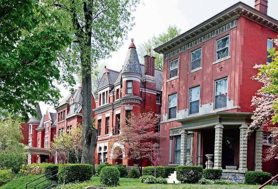 Old Louisville: History and Architecture Walking Tour - Why Old Louisville rewards a walking tour