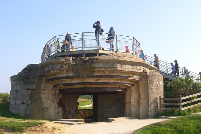 Omaha Beach D-Day Experience - Afternoon group tour from Bayeux - The guides add the value you cannot get from a map