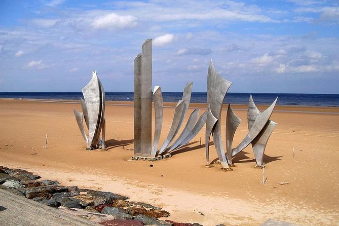 Omaha Beach D-Day Experience - Afternoon group tour from Bayeux - The American Cemetery brings the human cost into view