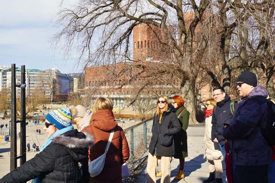 Oslo: Small Group History, Art & Secrets Tour - What the group experience is really like