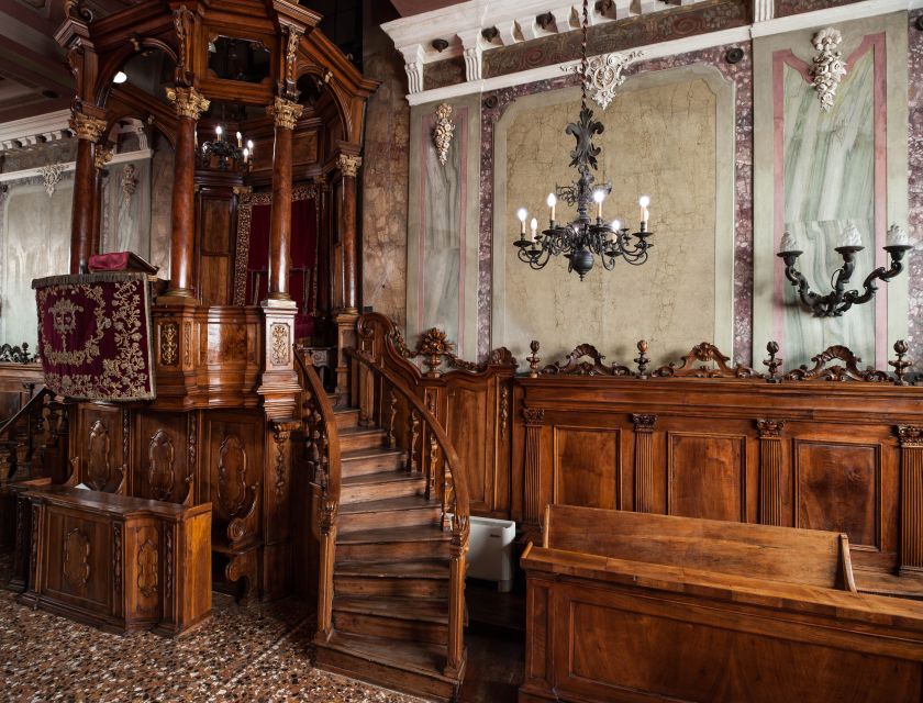 Padua: Jewish Heritage Museum and Synagogue Tour - Walking the Ghetto streets