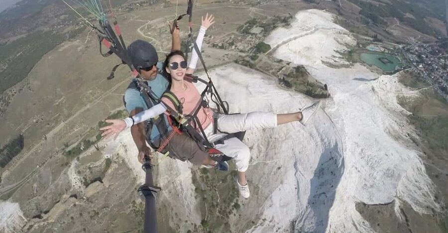 Pamukkale: Tandem Paragliding with Ancient Hierapolis Views - Who will enjoy this most?