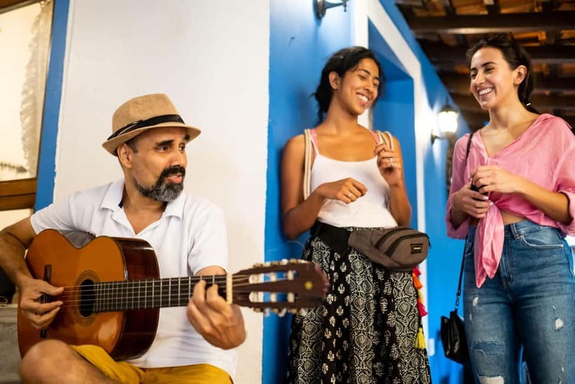 Panaji: Heritage Walk through Goa's Latin Quarter - Panjim Inn, Fundacao Orient, and Galerie Gitanjali