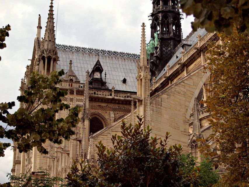 Paris Jewish History 2-Hour Private Guided Walking Tour - Place des Vosges and the wider Marais