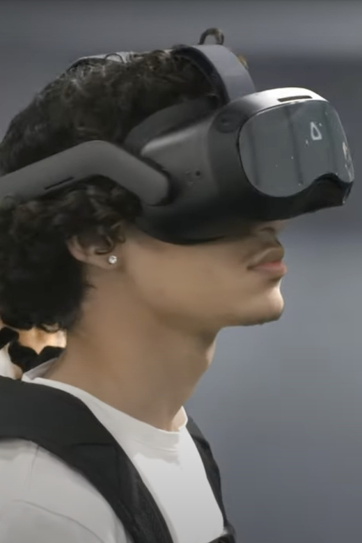 Paris: Khéops VR Experience – Explore Ancient Egypt - Walking across the ancient Giza Plateau