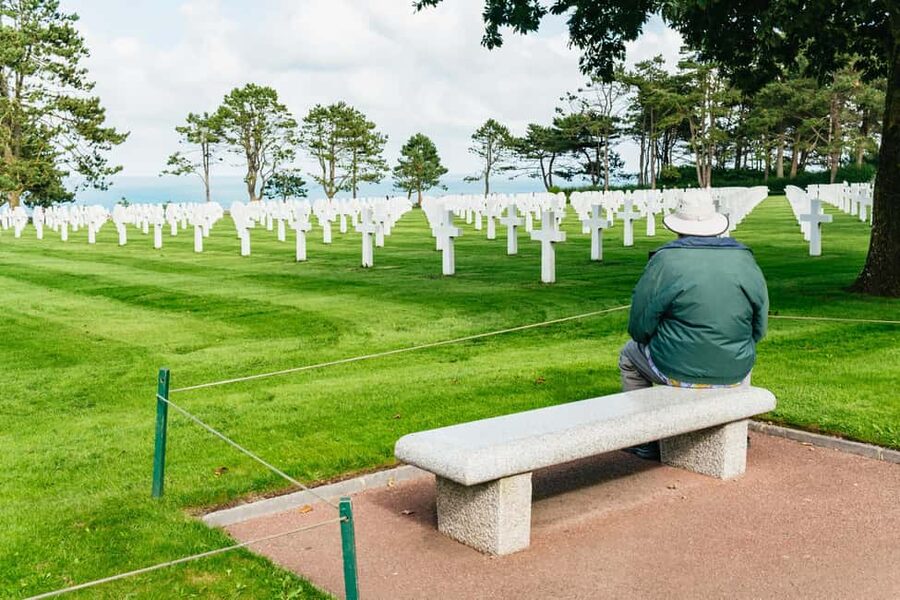 Paris: Normandy D-Day Sites Guided Day Trip with Lunch - Utah Beach Museum and the first American landing