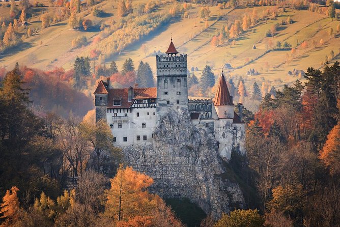 Peles Castle, Dracula's Castle and Medieval Town of Brasov in one day - Brasov’s old center in about an hour