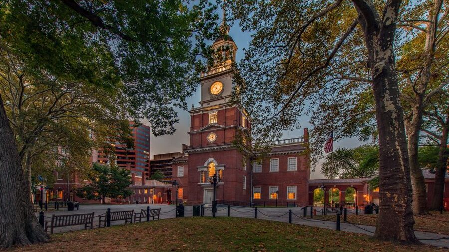 Philadelphia: Grim, Dark, and Twisted History Tour - Pirates, founding fathers, and a stolen fortune