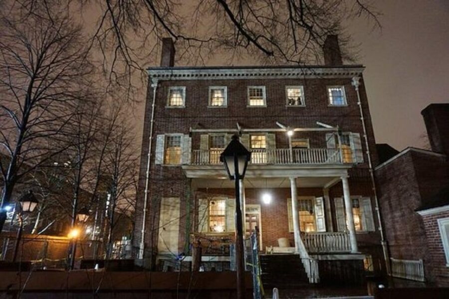 Philadelphia: Grim, Dark, and Twisted History Tour - What two hours on foot really means