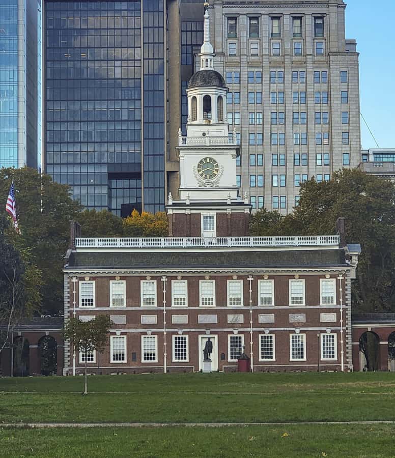 Philadelphia: Guided Walking Tour of Historic District! - What the guide adds to the experience