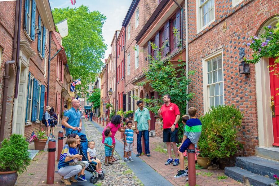 Philadelphia: Revolutionary Walk Through Historic Old City - Starting with Betsy Ross and the American flag