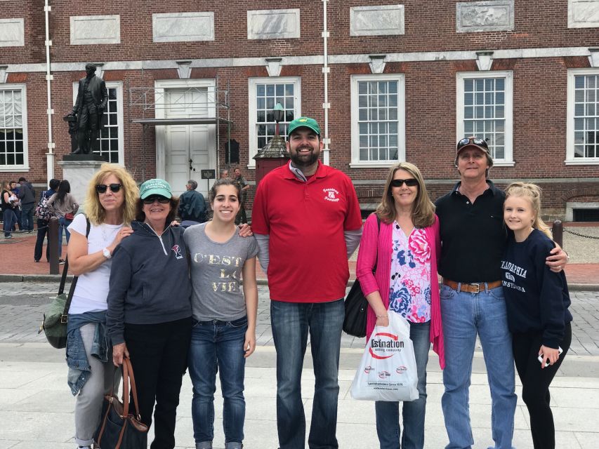 Philadelphia: Revolutionary Walk Through Historic Old City - Independence Hall and the arguments that formed a country