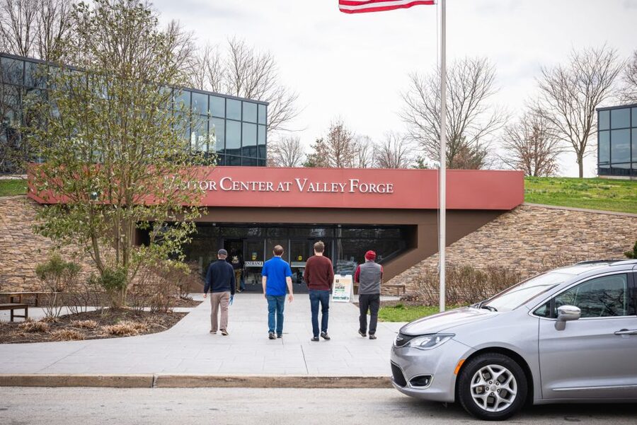 Philadelphia: Valley Forge National Historical Park Tour - General Wayne’s statue and the people behind the army