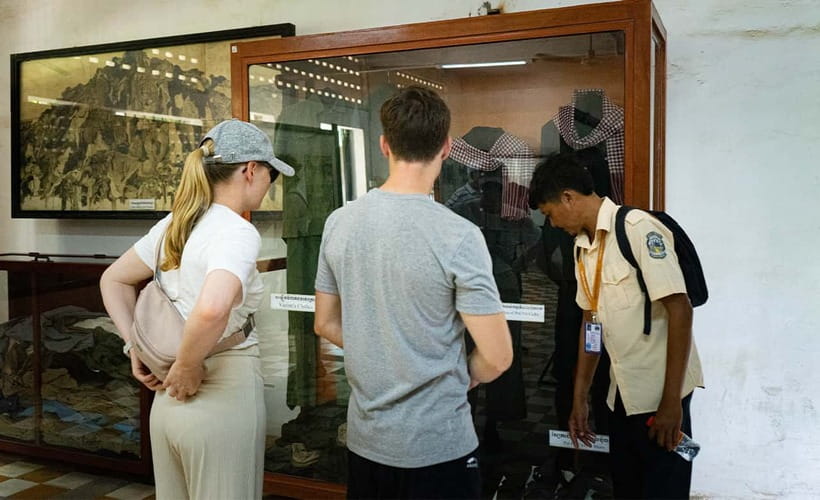Phnom Penh Historical Sites Tour by Tuk Tuk - A morning that moves from kings to tragedy