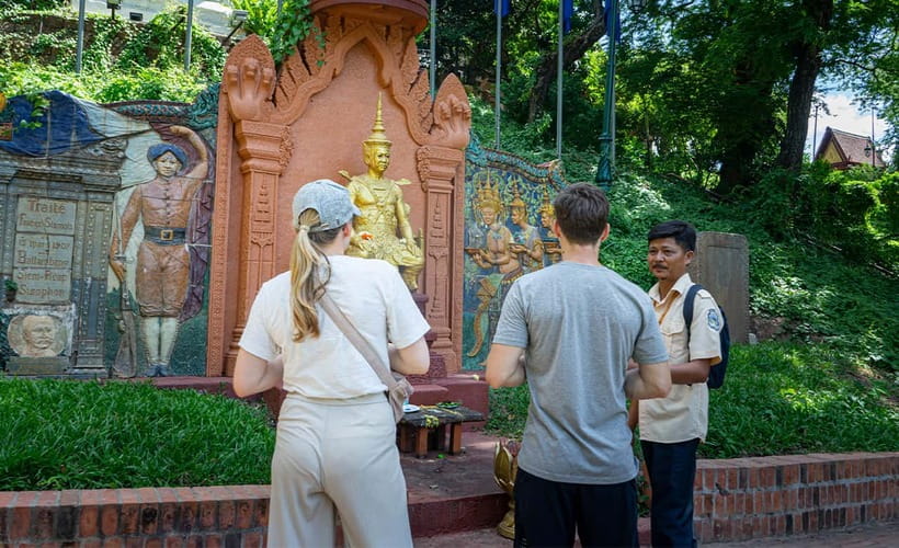 Phnom Penh Historical Sites Tour by Tuk Tuk - Independence Monument and the city between stops
