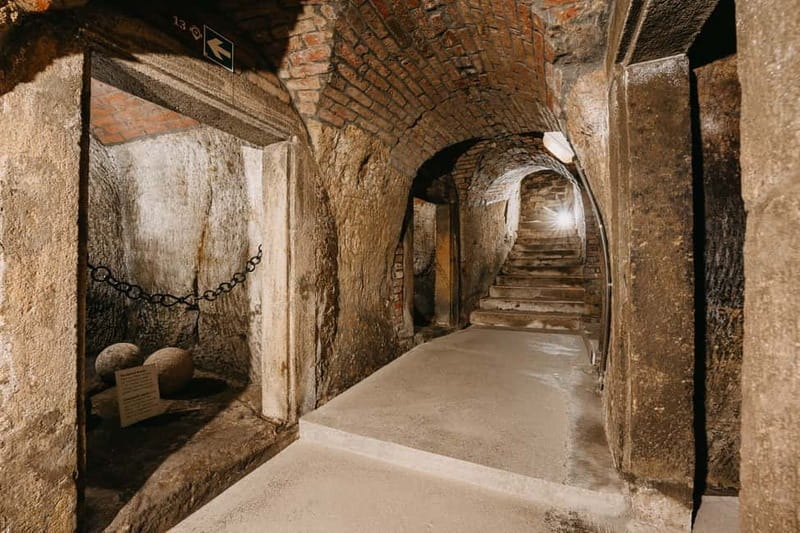 Pilsen: Historic Underground Tour with a Glass of Beer - Cellars that became part of the town’s defenses