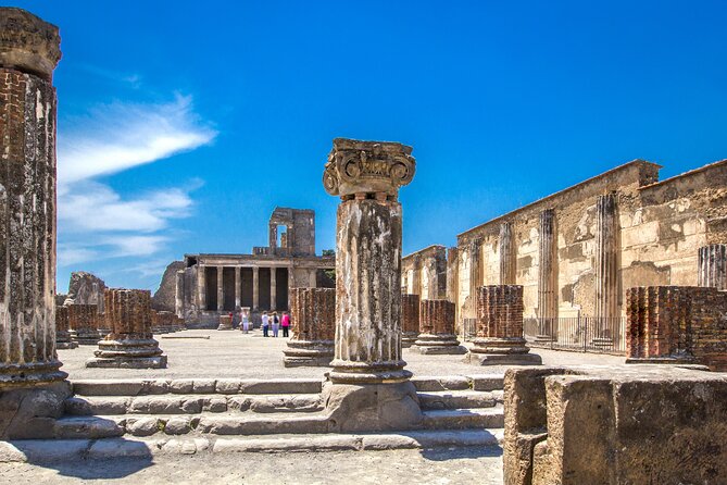 Pompeii and Herculaneum Small Group Tour with an Archaeologist - Pompeii begins with public life