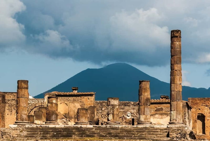Pompeii: Exclusive Tour with Archaeologist and Entry Tickets - Who should book this Pompeii tour
