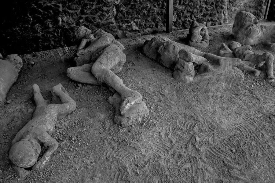 Pompeii Guided Tour with Archaeologist - The forum, Pompeii’s public heart