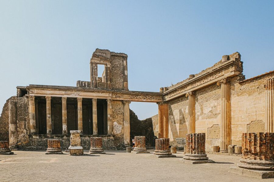 Pompeii: Private Tour with an Archaeologist - Plaster casts and the human cost of the eruption