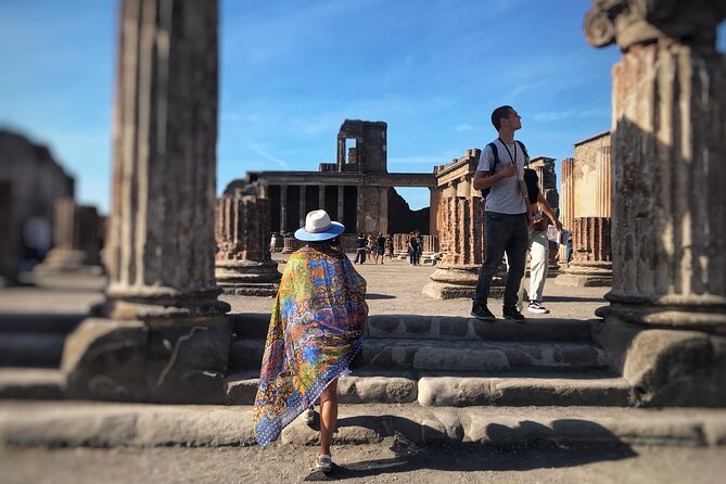 Pompeii Private Tour with an Archaeologist and Skip The Line - Why a private Pompeii guide changes the visit