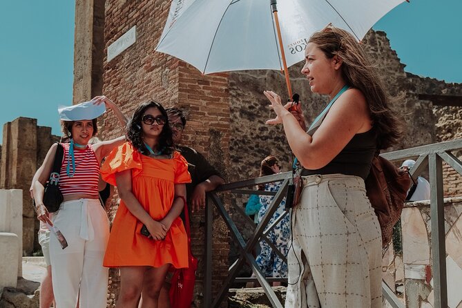 Pompeii Private Tour with an Archaeologist Guide - House of Menander and the Forum Granaries
