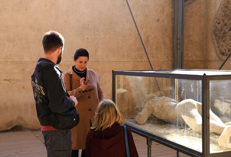 Pompeii: Skip-the-Line Tickets and Tour with Archaeologist - Key points to know before booking