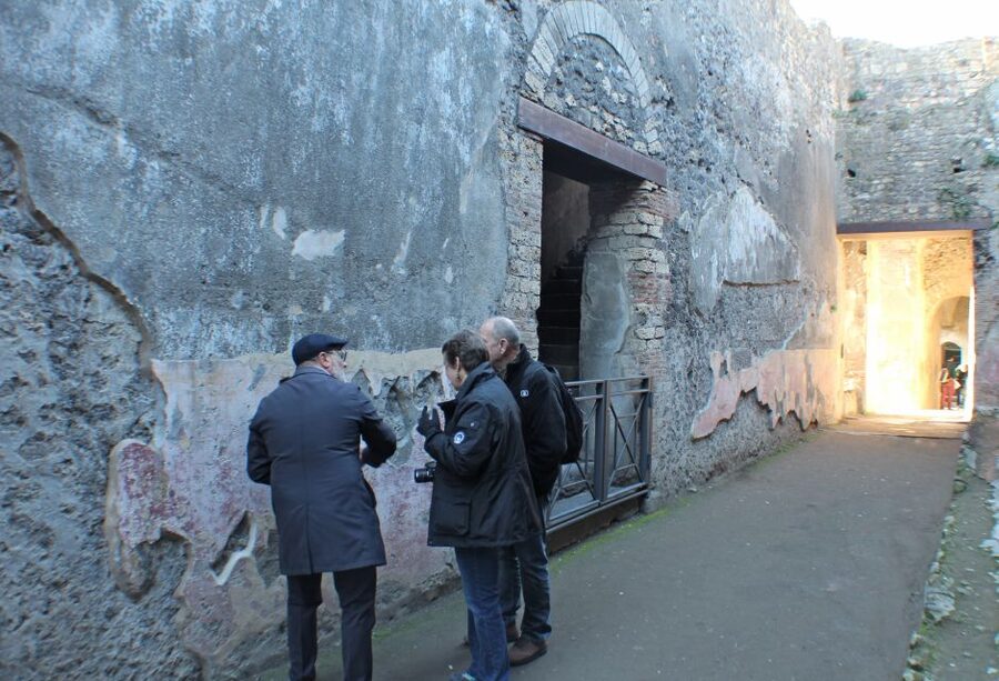 Pompeii: Skip-the-Line Tickets and Tour with Archaeologist - What the two-hour schedule really gives you