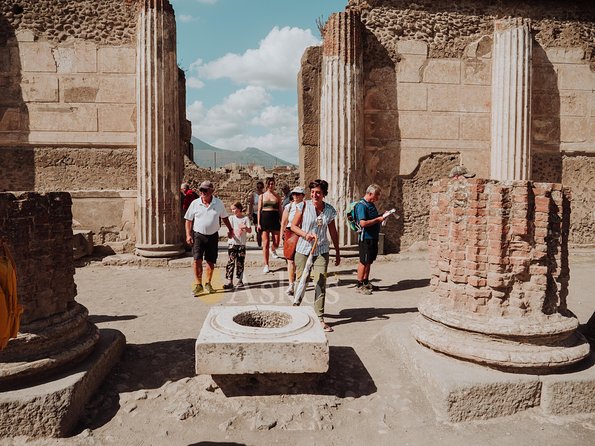 Pompeii Small Group Tour with an Archaeologist - The Lupanar requires a thoughtful visit