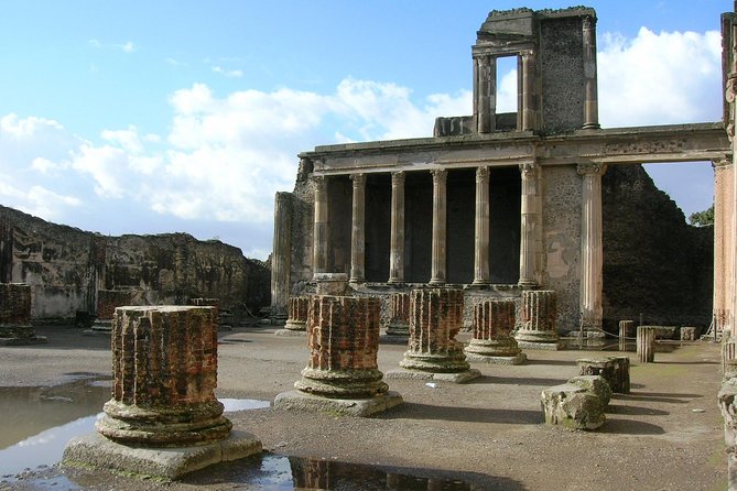 Pompeii Small Group Tour with an Archaeologist - The Odeon and Teatro Grande finish the route