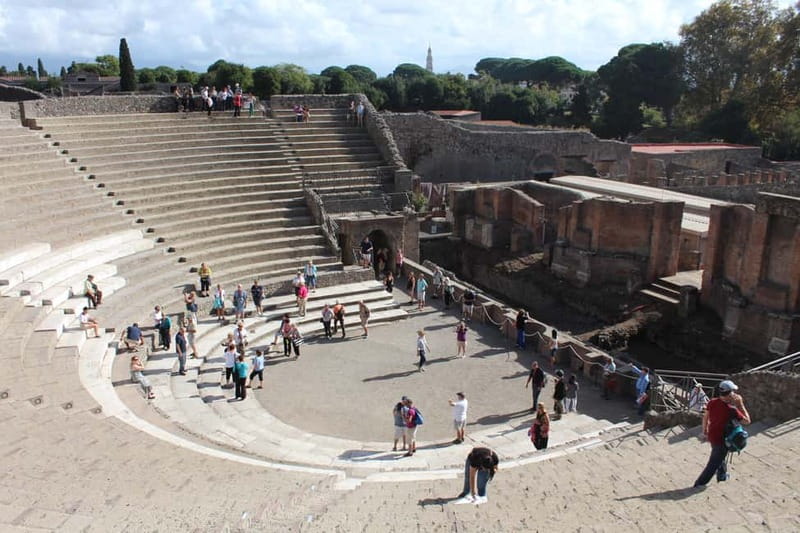 Pompeii: The Ultimate Skip-the-Line Archaeological Adventure - The first steps inside Pompeii